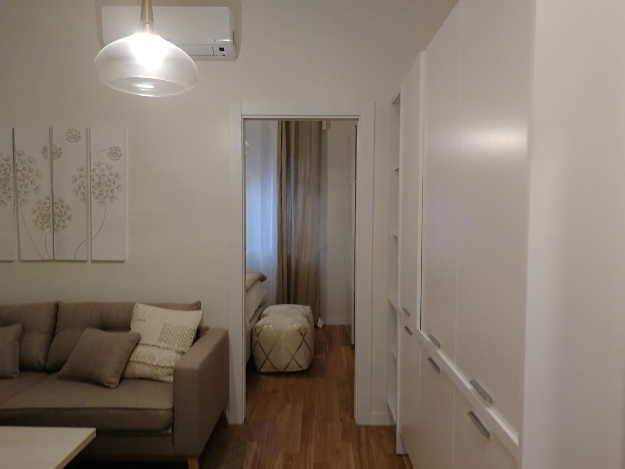 Gatto Bianco Apartment Бари Экстерьер фото